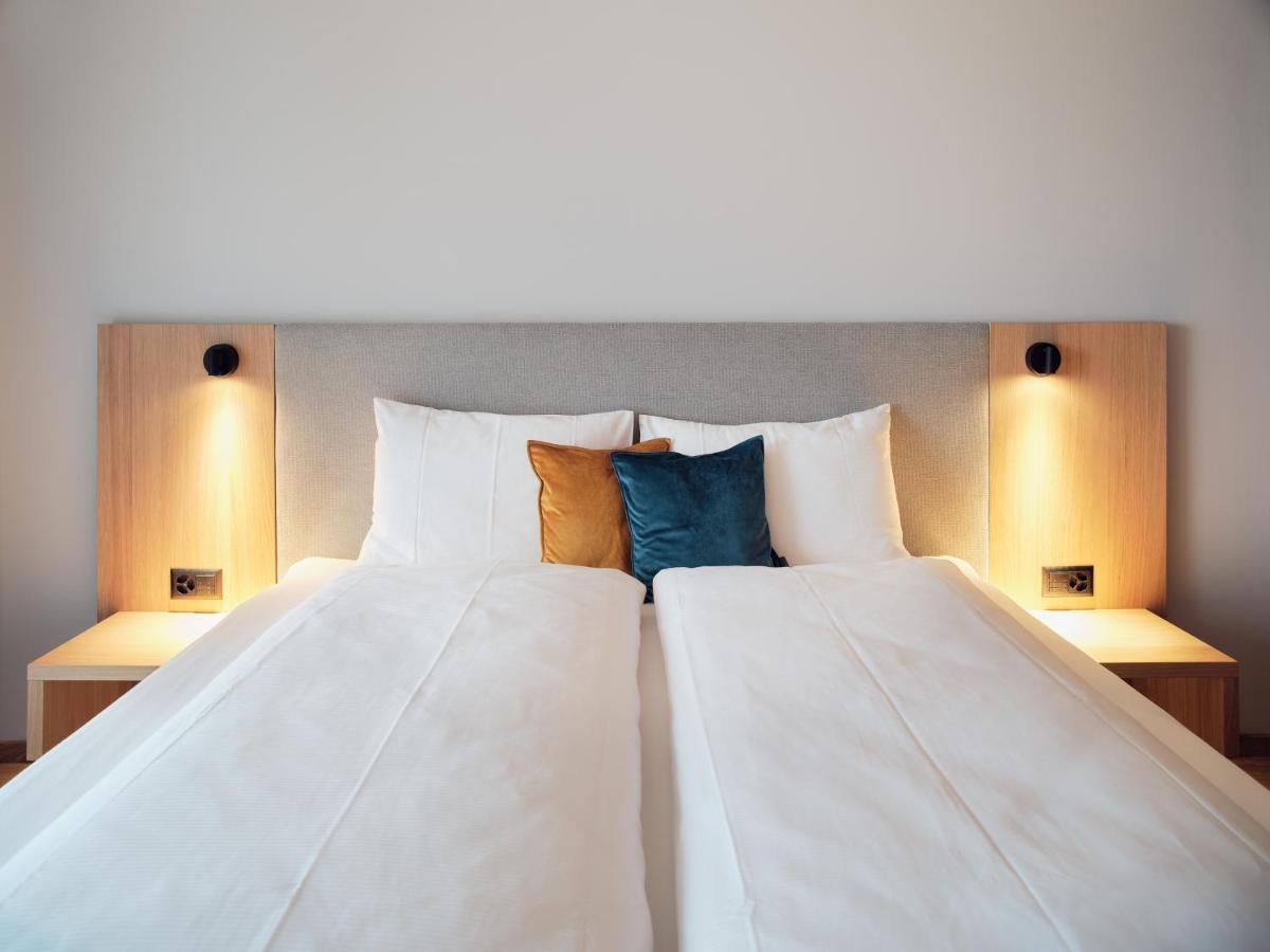 Hotel Neu-Schoenstatt Quarten Kültér fotó